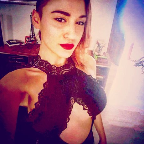 Nahá fotka uniklých OnlyFans od Aksana Sub