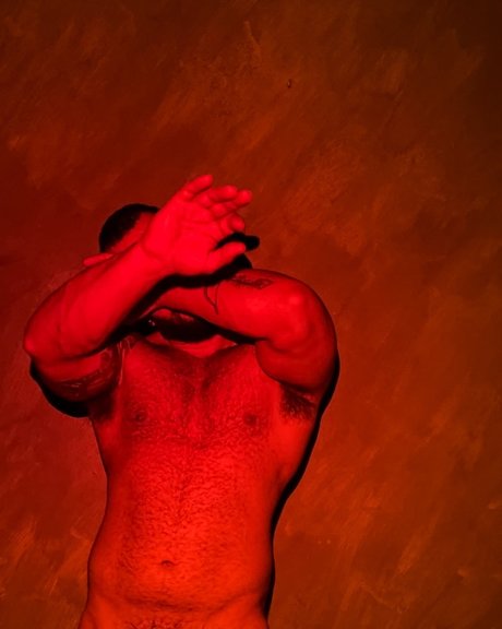Naken lekkede OnlyFans-bilde av Patrick