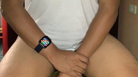 Naken lekkede OnlyFans-bilde av Buda