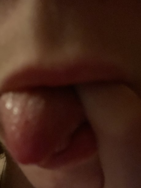 Naken lekkede OnlyFans-bilde av Alaska