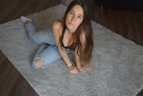 Naken lekkede OnlyFans-bilde av Pearl
