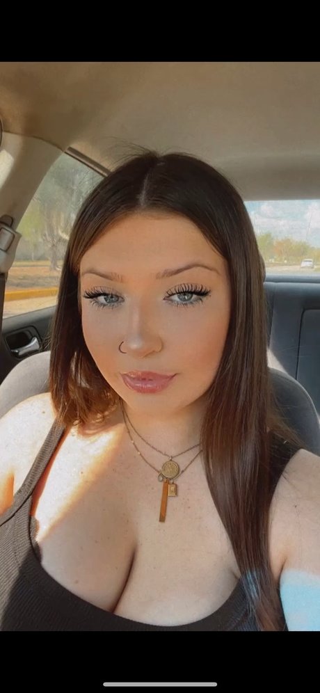 Peachyy 