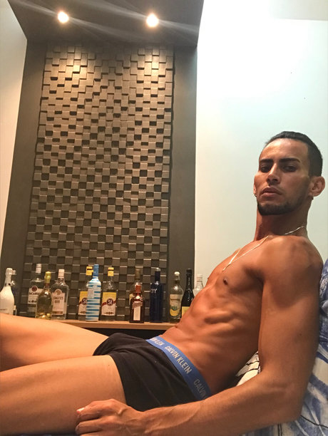 Naken lekkede OnlyFans-bilde av Paullo Costa