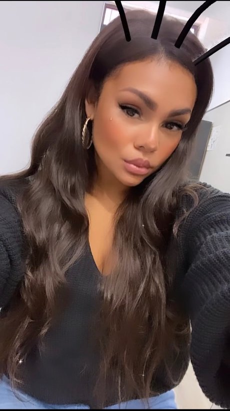 Обнаженная фотография утечки OnlyFans от Paulina Pauly
