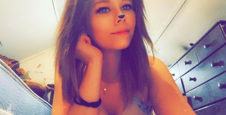 Naken läckt OnlyFans-bild av Darrean