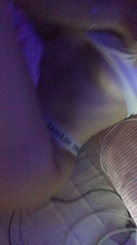 Naken lekkede OnlyFans-bilde av Nikola Bajkov