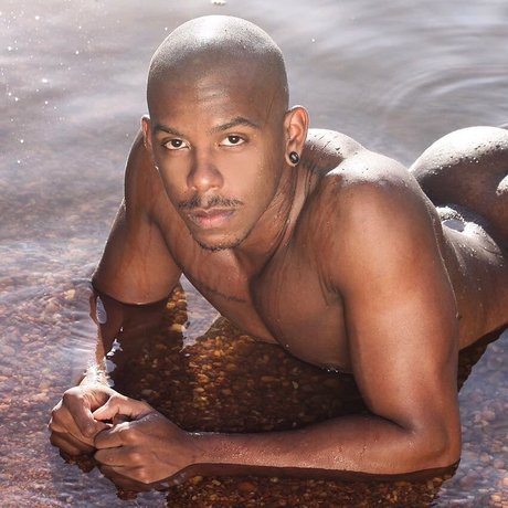Pierre Carioca Almir Charr OnlyFansリークヌード写真