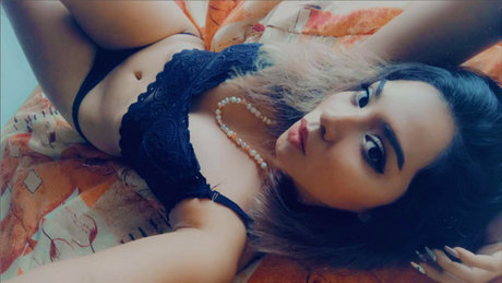 Naken lekkede OnlyFans-bilde av Cherrybomb94