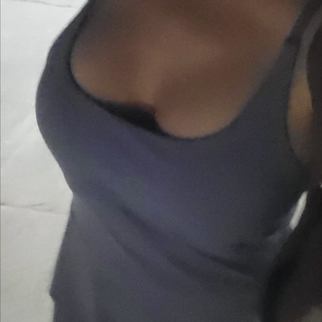 Nahá fotka uniklých OnlyFans od Phoenix Wilde Fux
