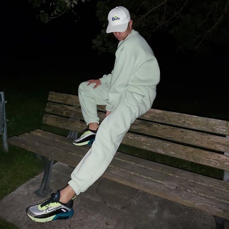 Nahá fotka uniklých OnlyFans od Pf