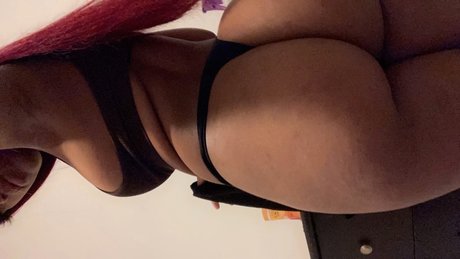 Foto nua vazada do OnlyFans de Petitenina