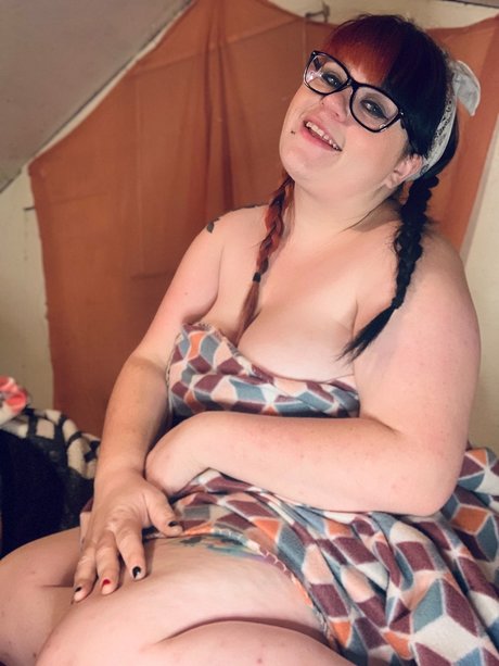 Naken lekkede OnlyFans-bilde av Rach