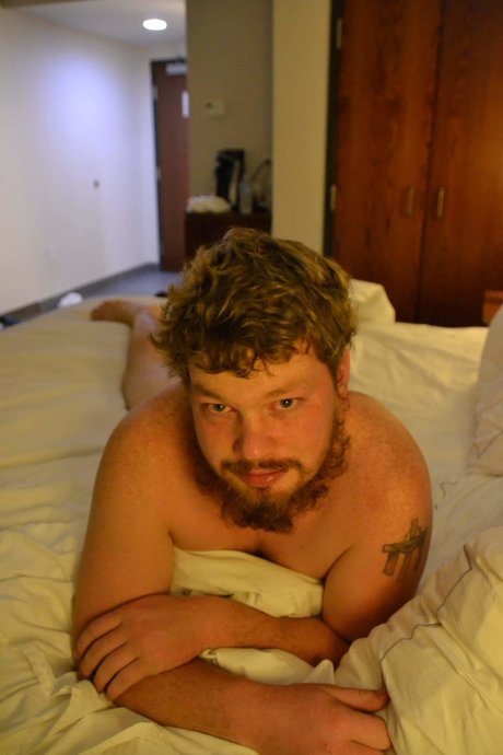 Foto nua vazada do OnlyFans de Dan