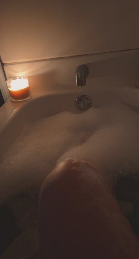 Naken lekkede OnlyFans-bilde av Bunny