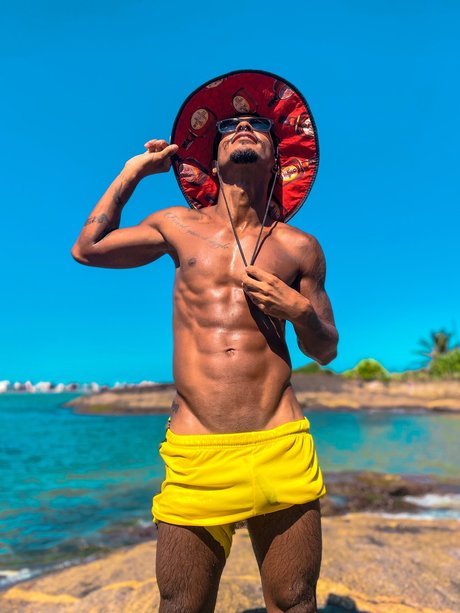 Naken lekkede OnlyFans-bilde av Patrick Connan