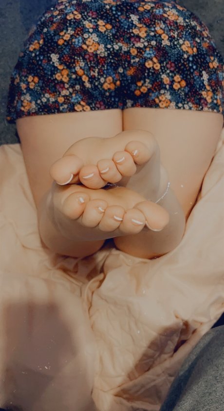 Naken lekkede OnlyFans-bilde av Polly Lane