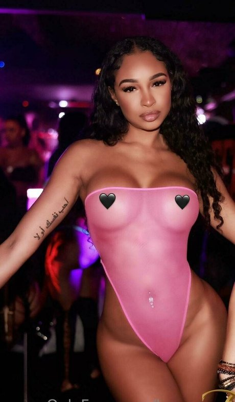 Naken lekkede OnlyFans-bilde av Bremaeee