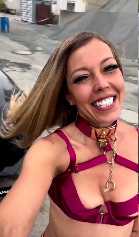 Naken lekkede OnlyFans-bilde av Linda Krieger Mock