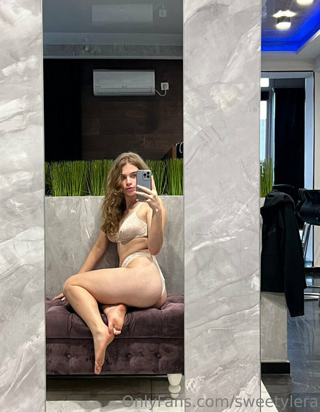 Nacktes geleaktes OnlyFans-Foto von Sweetylera69