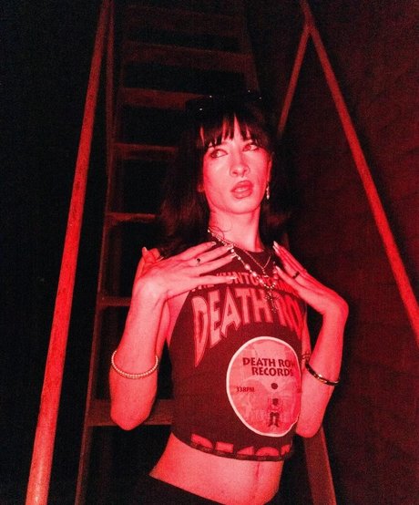 Nahá fotka uniklých OnlyFans od Cherry Darling