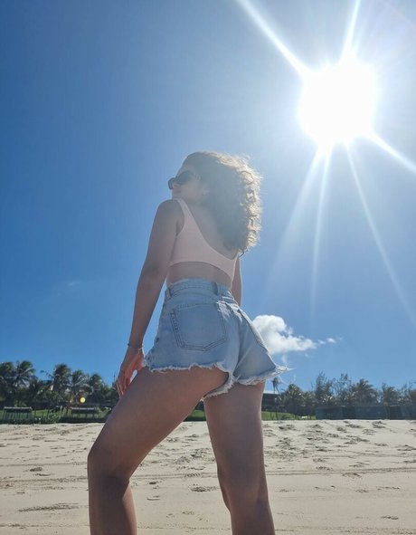 Naken lekkede OnlyFans-bilde av Maisa