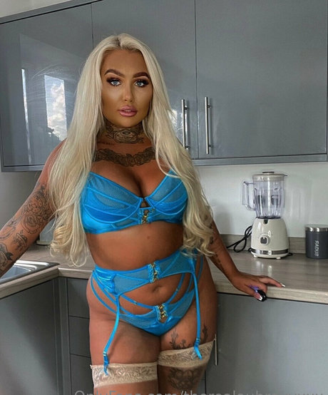 Inkedblondieeee