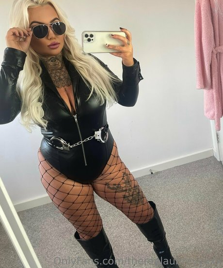 Nahá fotka uniklých OnlyFans od Inkedblondieeee