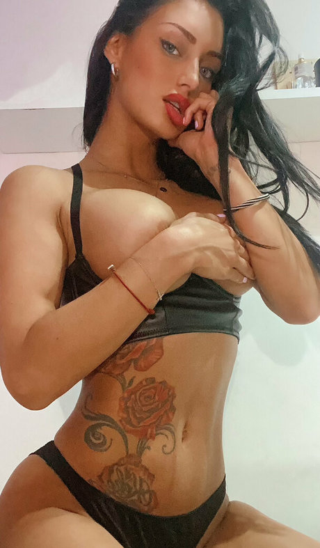 Foto di nudo di fuga di OnlyFans di Yaizafox