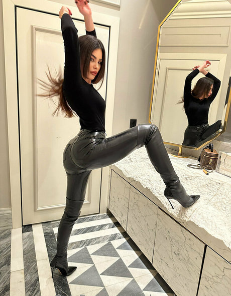 Helenalovesyoux