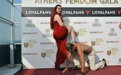 Ayaqueenil