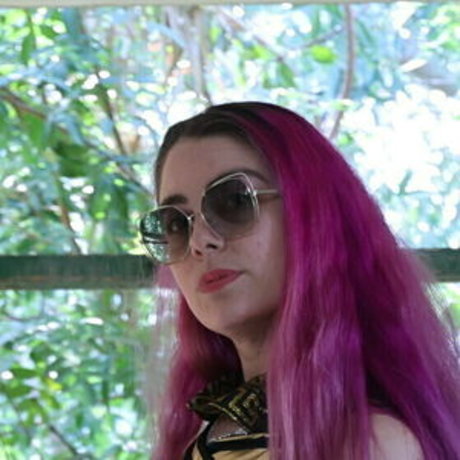 Ayaqueenil