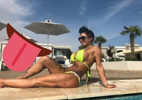 Kerrylouisexxx
