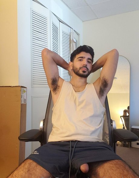 Naken läckt OnlyFans-bild av Maybemybaby