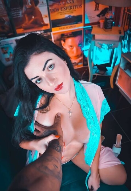 Eliza Amorim