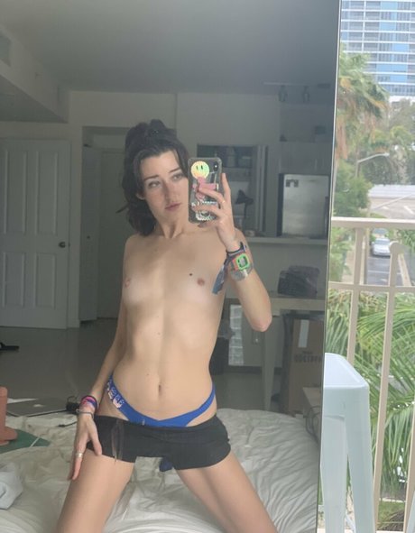 Foto di nudo di fuga di OnlyFans di Lilann3frank