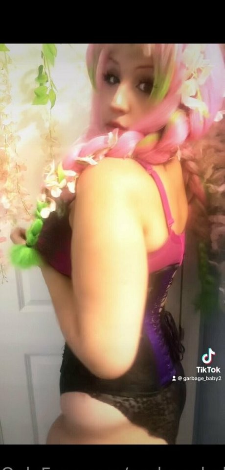 Alasti lekkinud OnlyFans-i pilt Garbagebaby222