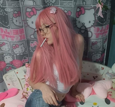 Alaston vuotanut OnlyFans-kuva Barbie Babyale