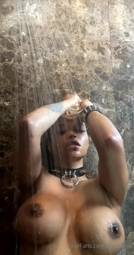 Alasti lekkinud OnlyFans-i pilt Dabofkya