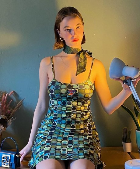 Nahá fotka uniklých OnlyFans od Amelie Manzoli