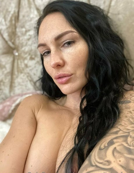 Foto di nudo di fuga di OnlyFans di Carmendivinefree