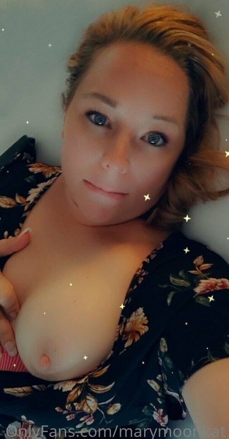 Обнаженная фотография утечки OnlyFans от Marymeadows