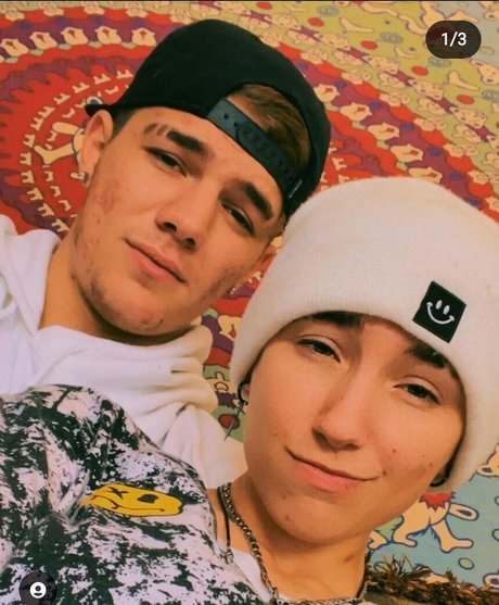 Naken lekkede OnlyFans-bilde av Bonggdogg