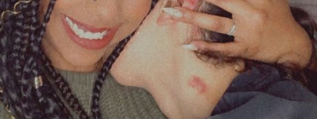 Naken läckt OnlyFans-bild av Primal Pussy 