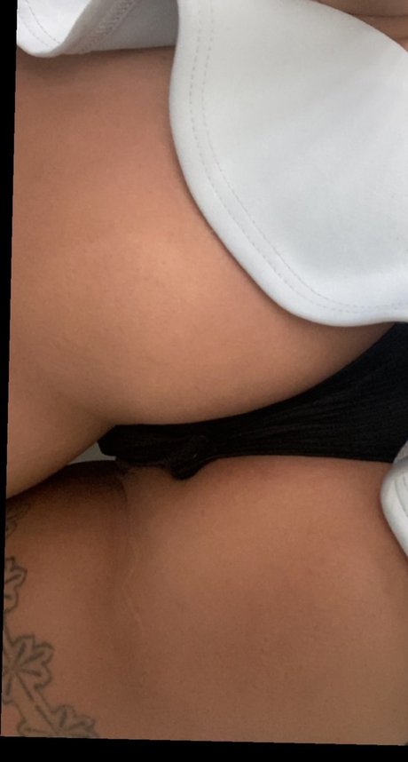 Naken läckt OnlyFans-bild av Maribel Maravilla
