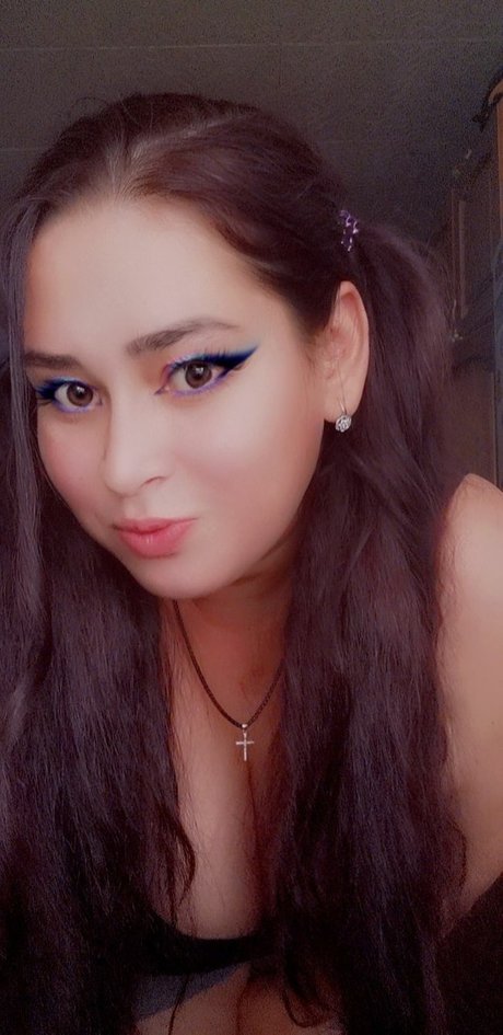 Foto desnuda filtrada de OnlyFans de Puffy Girl