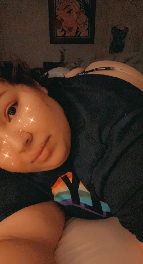 Naken lekkede OnlyFans-bilde av Puerto Rican Sweetie