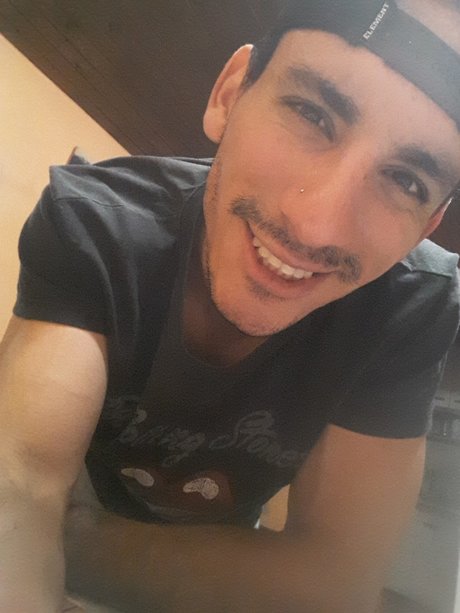 Naken lekkede OnlyFans-bilde av The Best