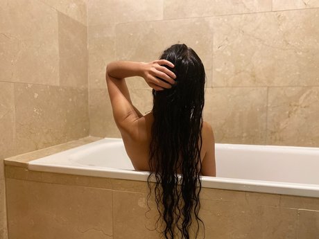 Photo nue de fuite OnlyFans de Coding For Beginners