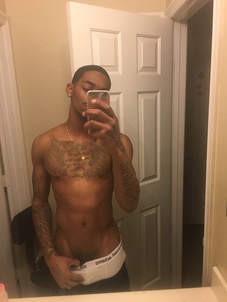 Naken lekkede OnlyFans-bilde av Kgdagoat