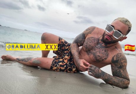 Naken lekkede OnlyFans-bilde av Badlumaxxxbang Dom